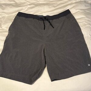 Men’s NWOT Kenneth Cole swim trunks